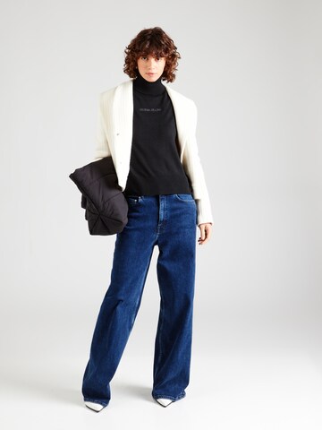 GUESS JEANS Pullover in Schwarz