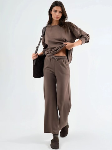 Tuta da jogging di Hiccup in marrone