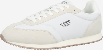 balts JACK & JONES Zemie brīvā laika apavi 'JFWRETRO RUNNER': no priekšpuses