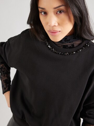 ONLY Sweatshirt 'ONLKiara' in Schwarz