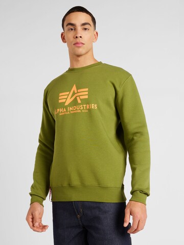 ALPHA INDUSTRIES Sweatshirt in Green: front