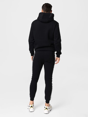 SikSilk Jogginganzug in Schwarz