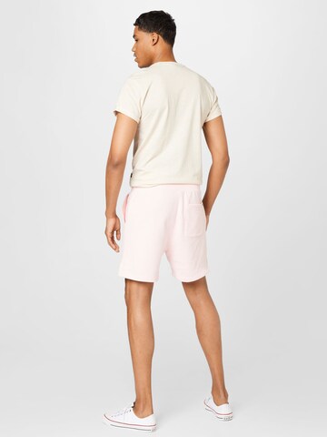 Tommy Jeans Regular Shorts in Pink
