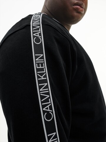 Calvin Klein Big & Tall Sweatshirt in Zwart