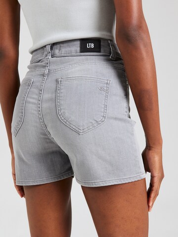 Regular Jean 'LARISS' LTB en gris