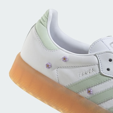 Baskets basses 'Sambae' ADIDAS ORIGINALS en blanc