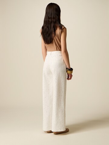 oltre Baggy Trousers in White