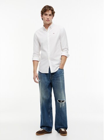 Coupe slim Chemise Tommy Jeans en blanc
