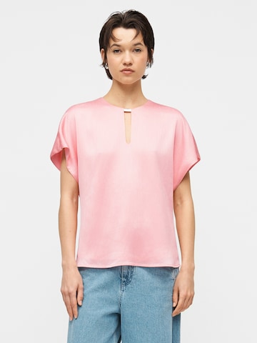 Calvin Klein Blouse in Pink: front