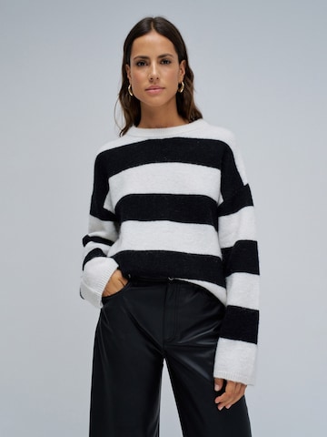 Salsa Jeans Trui in Zwart: voorkant