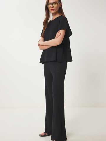 Happiness İstanbul Set in Schwarz