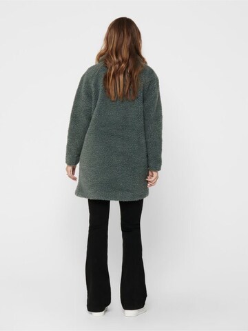 Covered Wintermantel 'Frida' in Groen