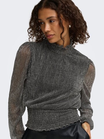 ONLY - Blusa 'ONLCami' en plata