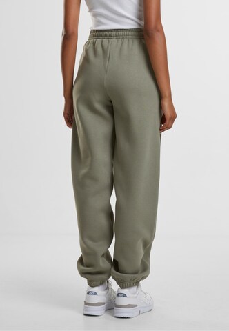 Urban Classics Конический (Tapered) Штаны в Зеленый