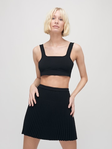 ABOUT YOU x VIAM Studio - Top 'JESSICA' en negro: frente