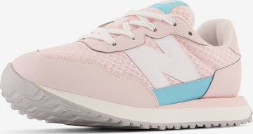 new balance Sneakers '237' in Pink: front