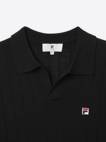 Maglietta 'DANTA regular merino knit polo shirt' di FILA in nero