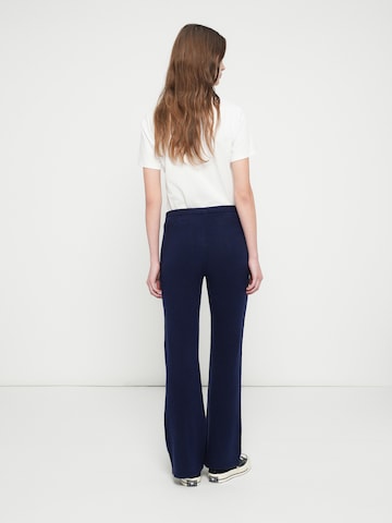 GAP Flared Trousers 'CASHSOFT' in Blue