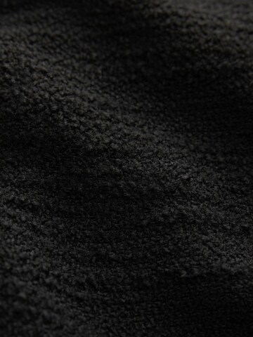 Robe Next en noir