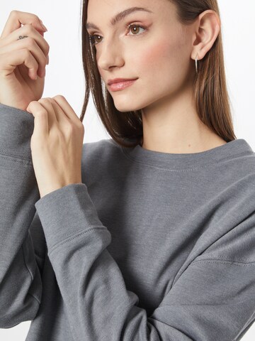 7 for all mankind Sweatshirt in Grau