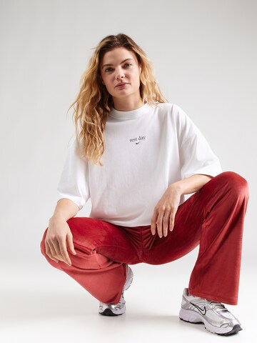 NIKE Funktionstopp i vit