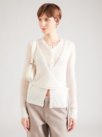 WEEKDAY Neuletakki värissä valkoinen: etupuoli