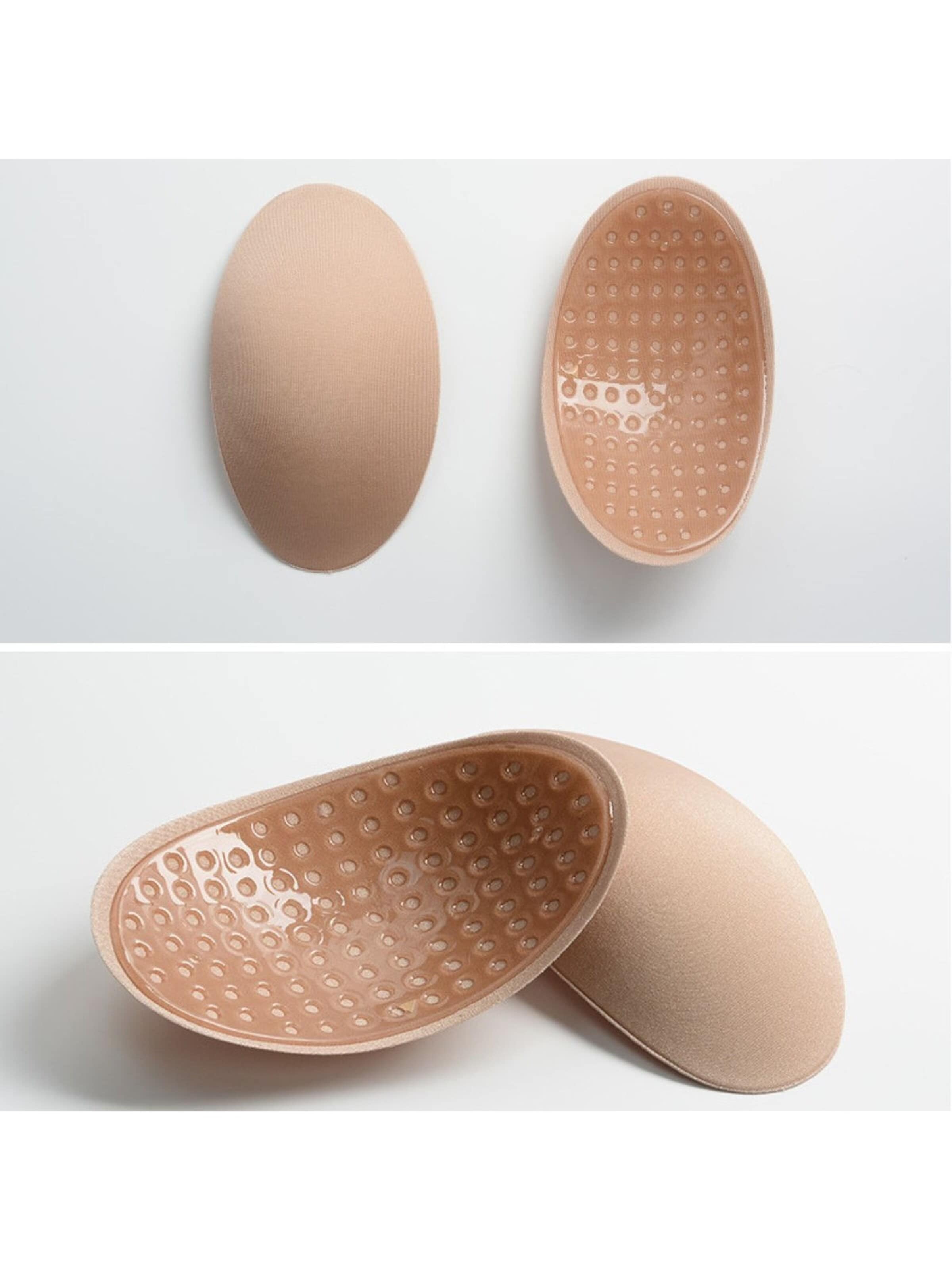 UNIQ Beauty - Acessório de soutien 'Foam Shoulder Pads – Soft Silhouette Shaping in Nude (10x8 cm)' em bege