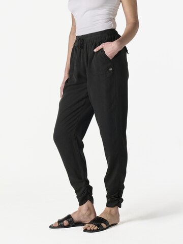 KOROSHI Tapered Byxa i svart