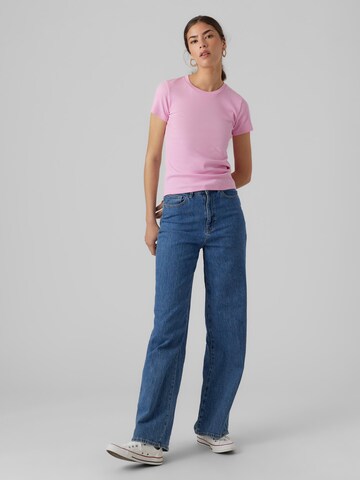 VERO MODA T-shirt 'EZRA' i rosa