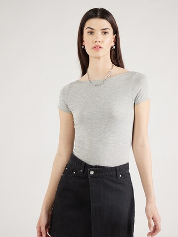 T-shirt Gina Tricot en gris : devant