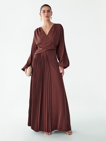 St MRLO Avondjurk 'SCARLA ' in Rood