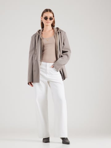 GUESS Top in Grey