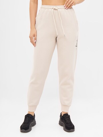 BENCH Tapered Broek 'NOMI' in Wit: voorkant