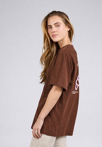 OH APRIL Shirt in Brown