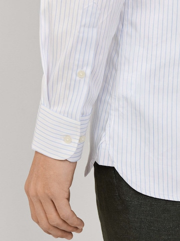 Coupe regular Chemise Hackett London en bleu