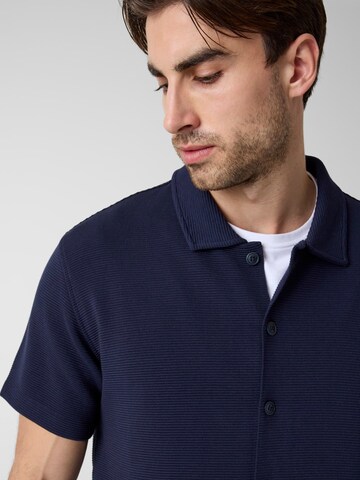 GUESS Comfort fit Button Up Shirt in Blue
