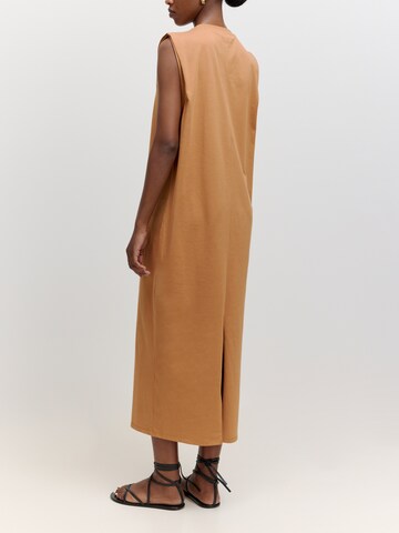 EDITED Dress 'Liadann' in Brown