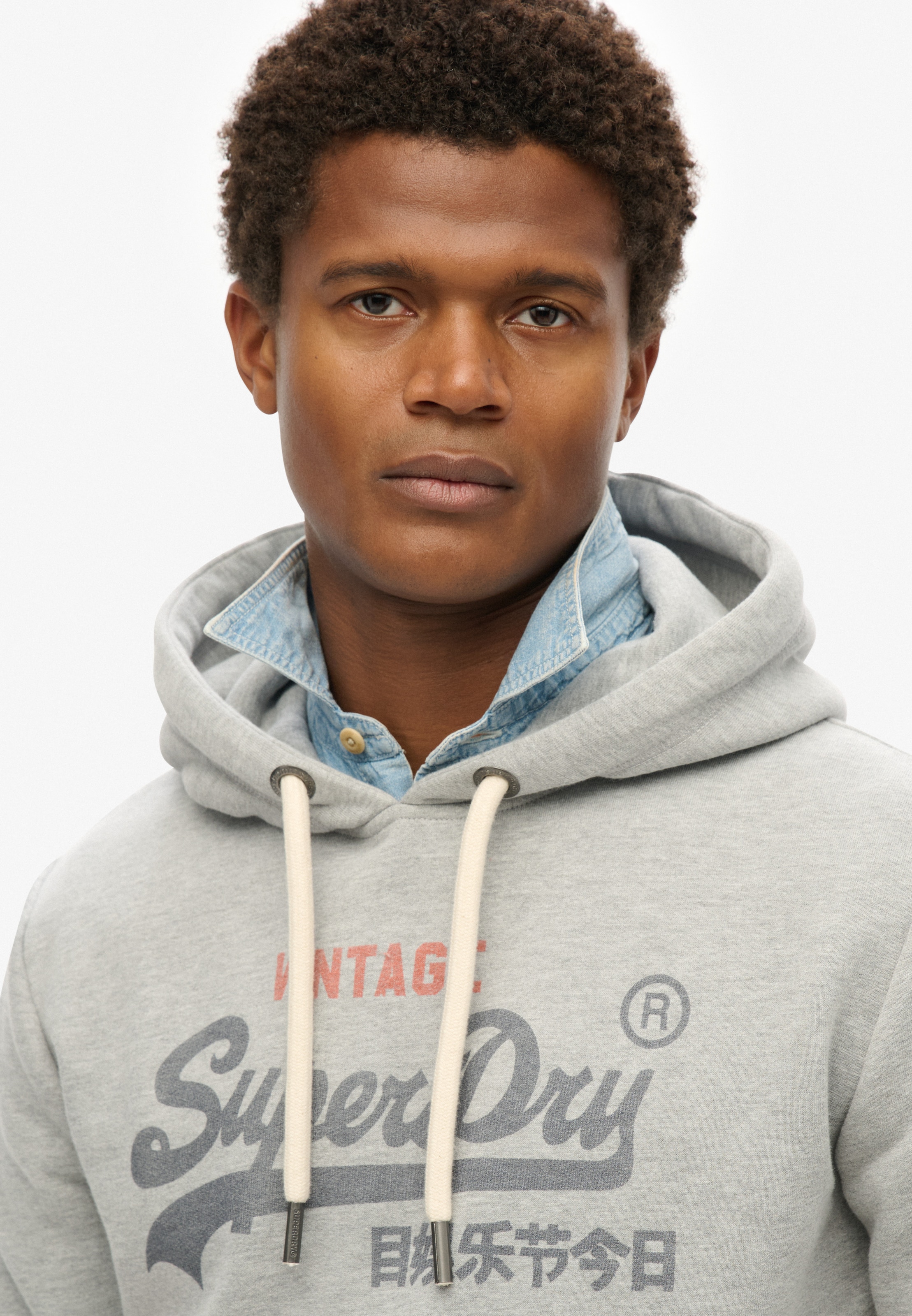 Sweat-shirt 'Heritage' Superdry & Co en gris