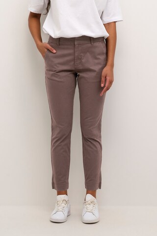 Slimfit Pantaloni 'Mette' de la Kaffe pe maro: față