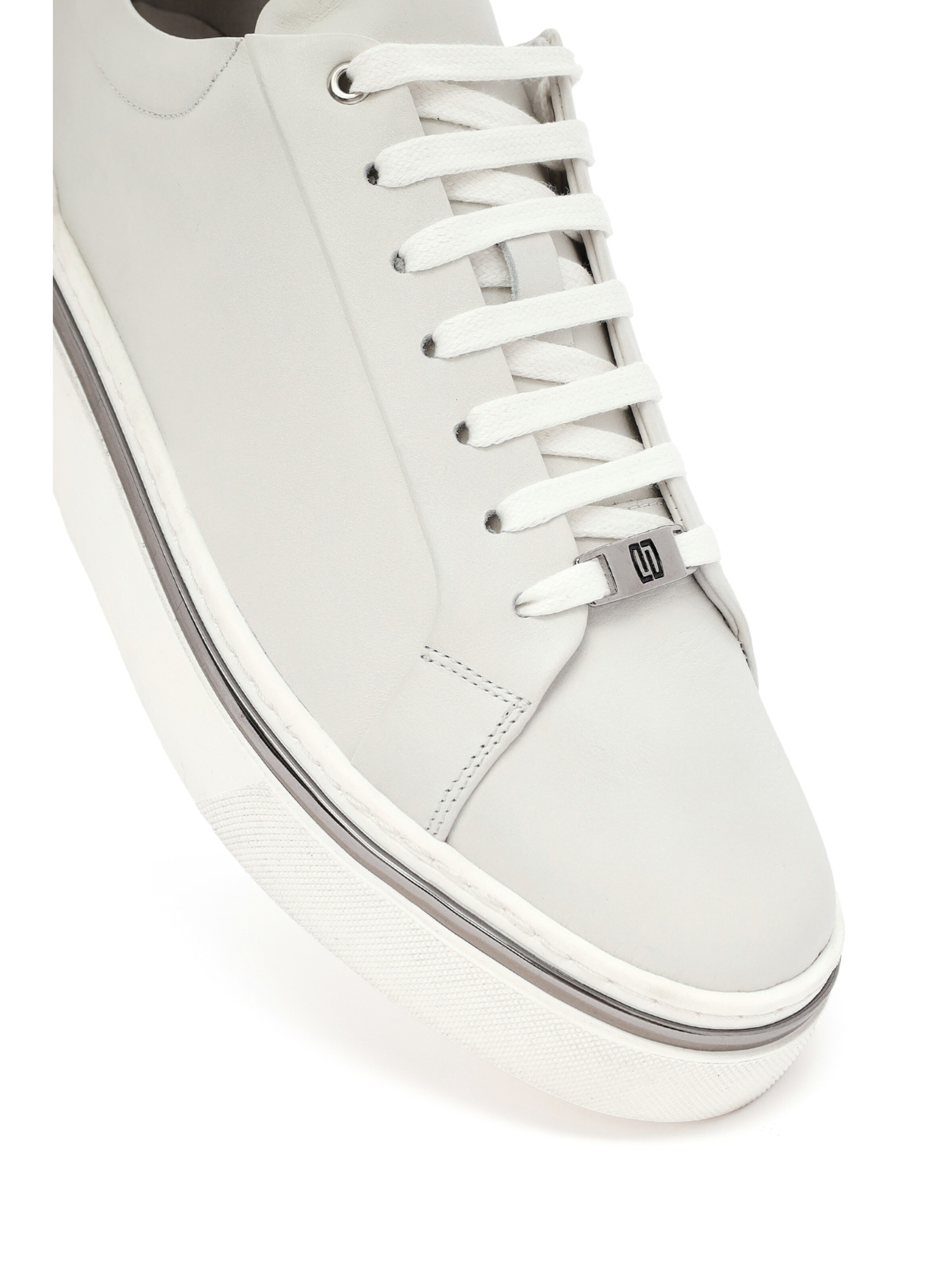 Baskets basses Derimod en blanc