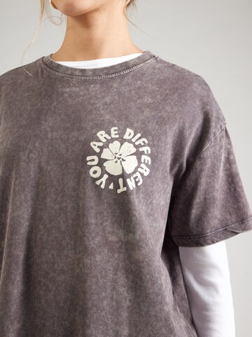 Eight2Nine Tričko – šedá