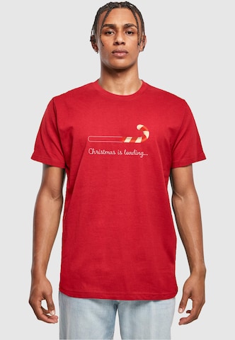 Merchcode Shirt 'Christmas Loading' in Rood: voorkant