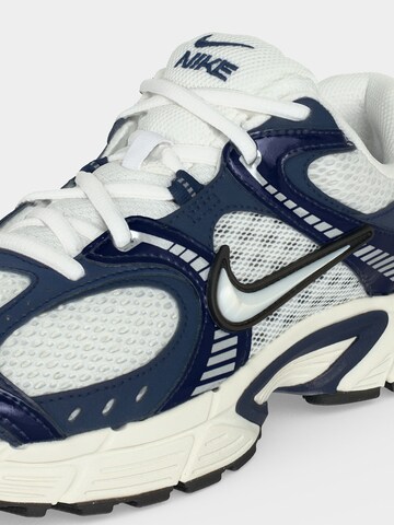 Nike Sportswear Tenisky 'V5 RNR' – bílá