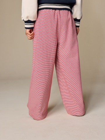 Next - Pierna ancha Pantalón en rojo