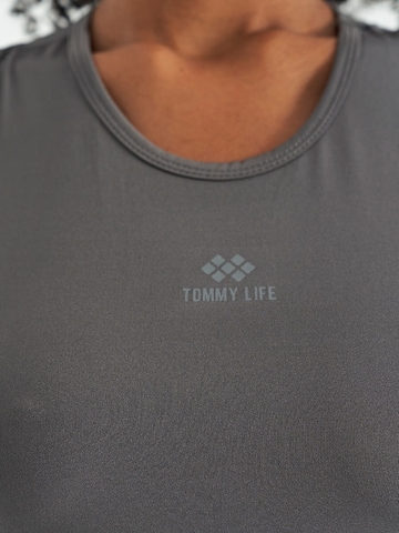 Tommy Life Sporttop in Grijs