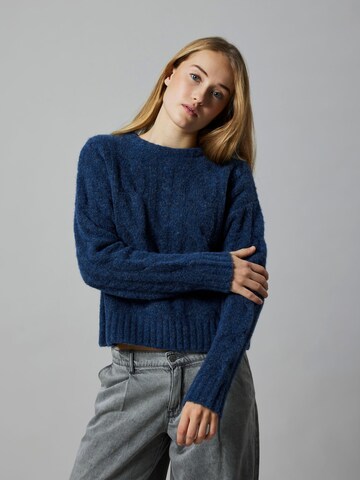 Pull-over NAME IT en bleu : devant