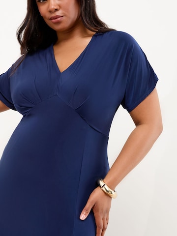 Lipsy Sukienka w kolorze niebieski