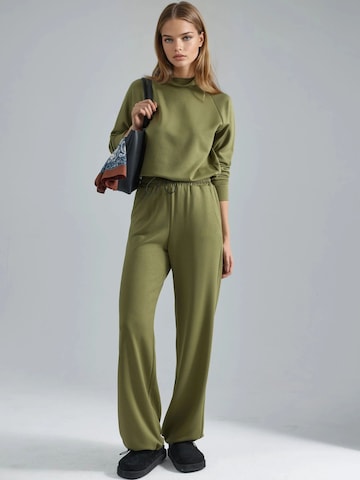 Tuta da jogging di Hiccup in verde: frontale