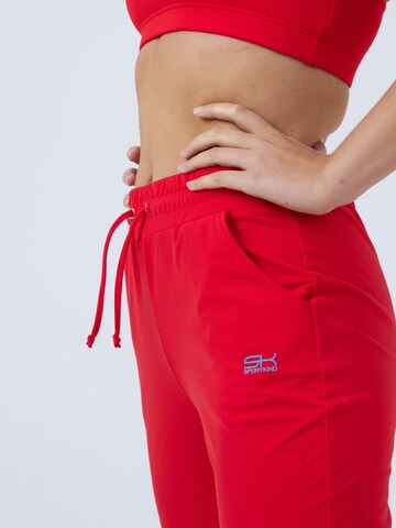 SPORTKIND Loosefit Sporthose 'Jogging Pants'‌‌ in Rot