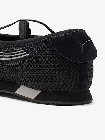 PUMA Ballerinas in Schwarz